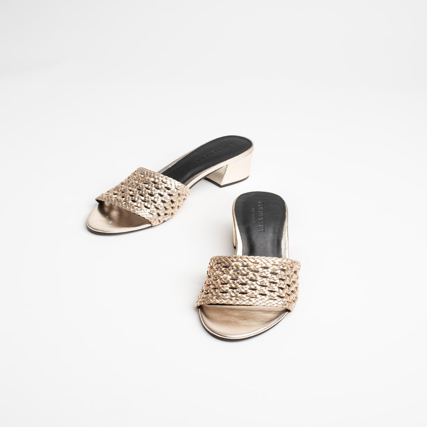 KEWANEE sandales en cuir gold